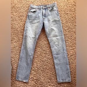 LEVI light wash 501